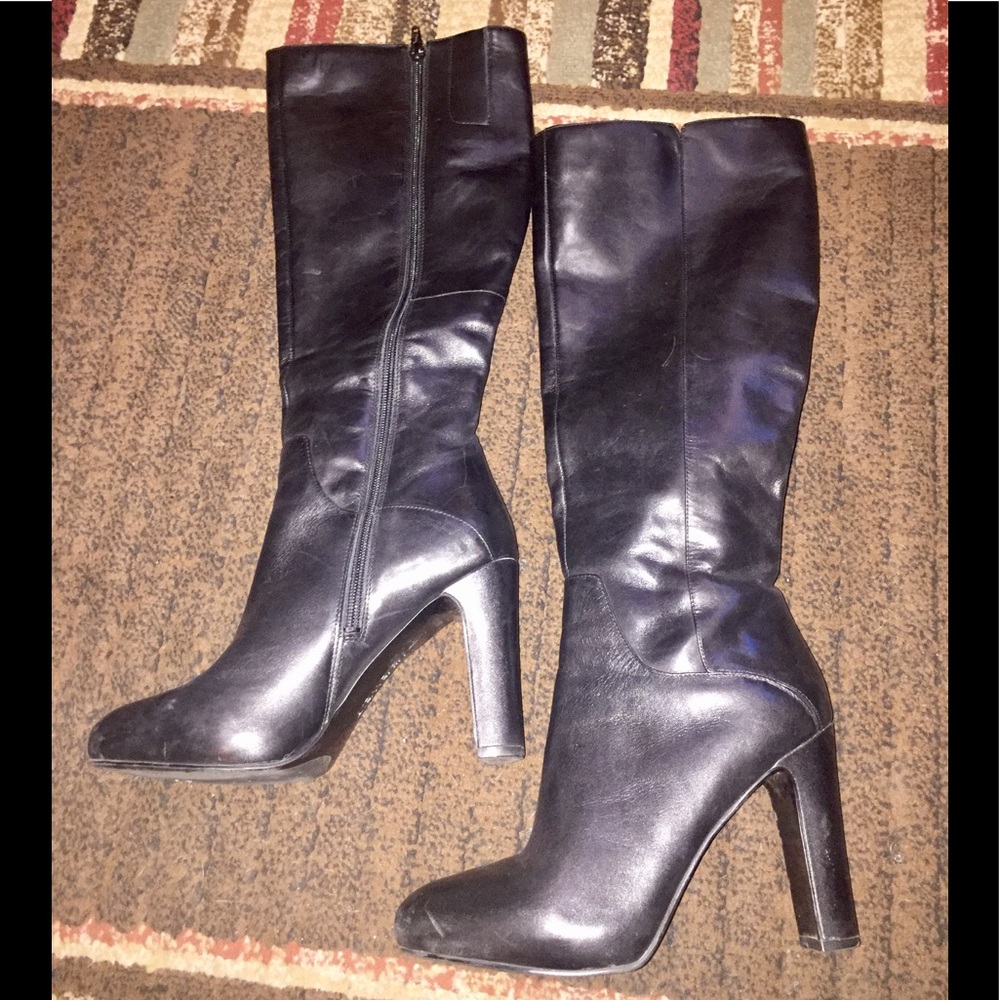Black Leather Zippered Boots
